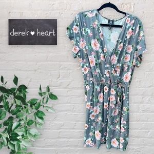 Derek Heart Gray Floral Midi Skater dress in Size 3X Plus Size Women